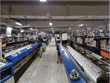 Använd 340cm Air Jet Loom